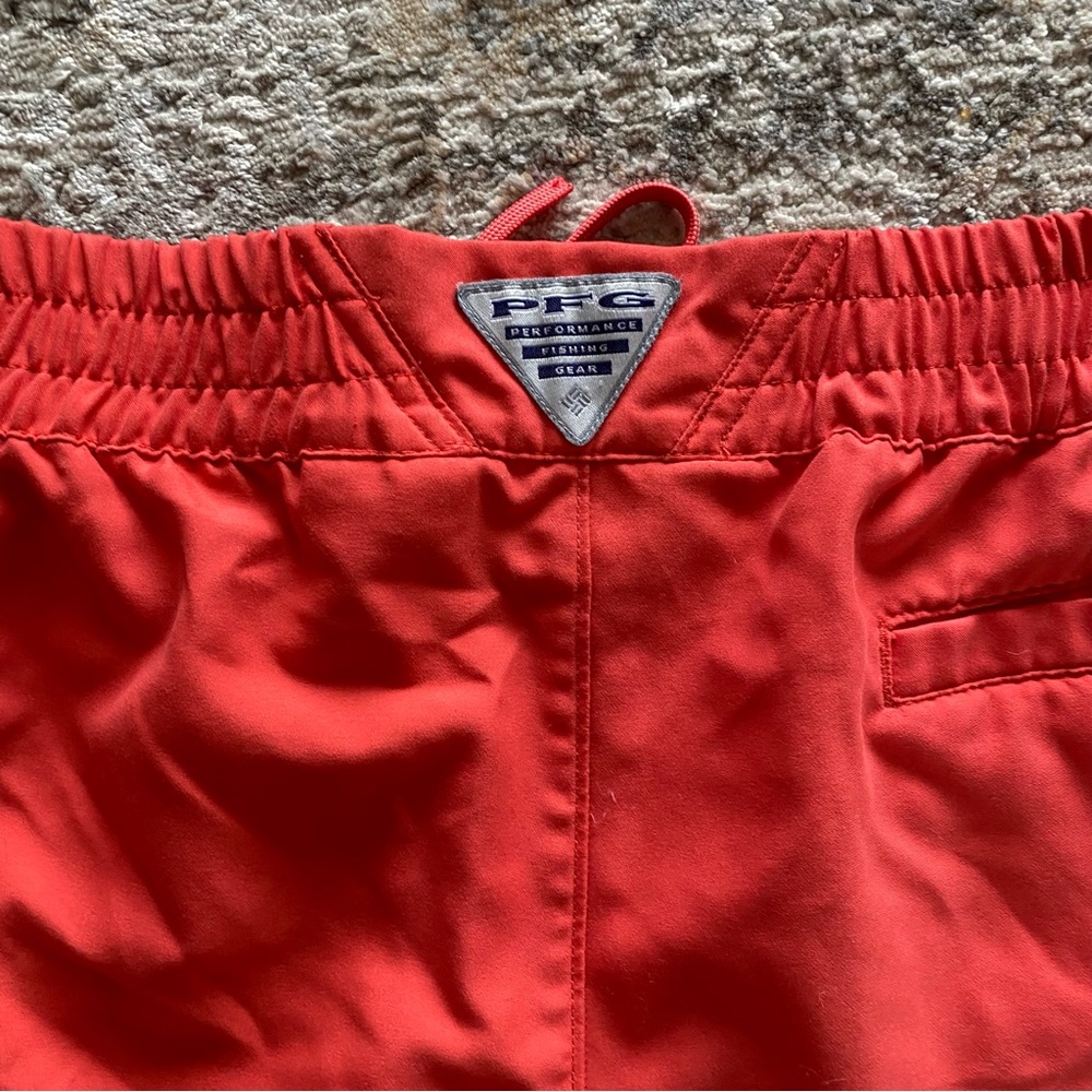 Women's PFG Pull-On Shorts in Coral Size XL - Picture 4 of 7
